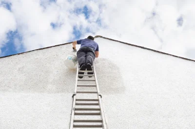 Peinture extérieure à Oxelaëre — façades et ravalement